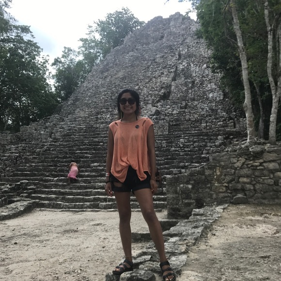 MEET YOUR BUYER/SELLER - Picture 3 of 6